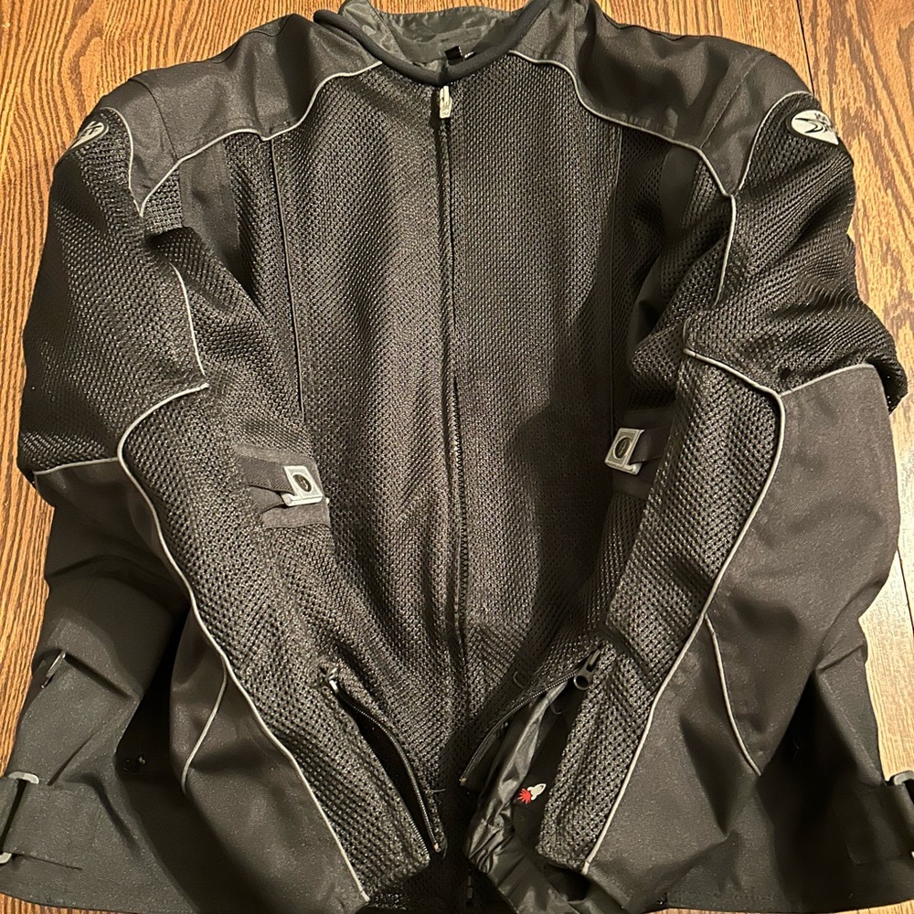 Joe Rocket Velocity 2X Motorcycle Jacket  w/zip out liner. Excellent condition!